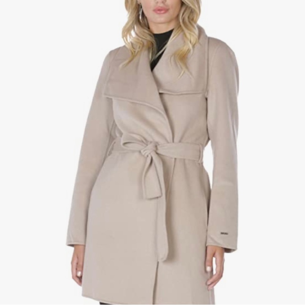 TAHARI women’s beige jacket